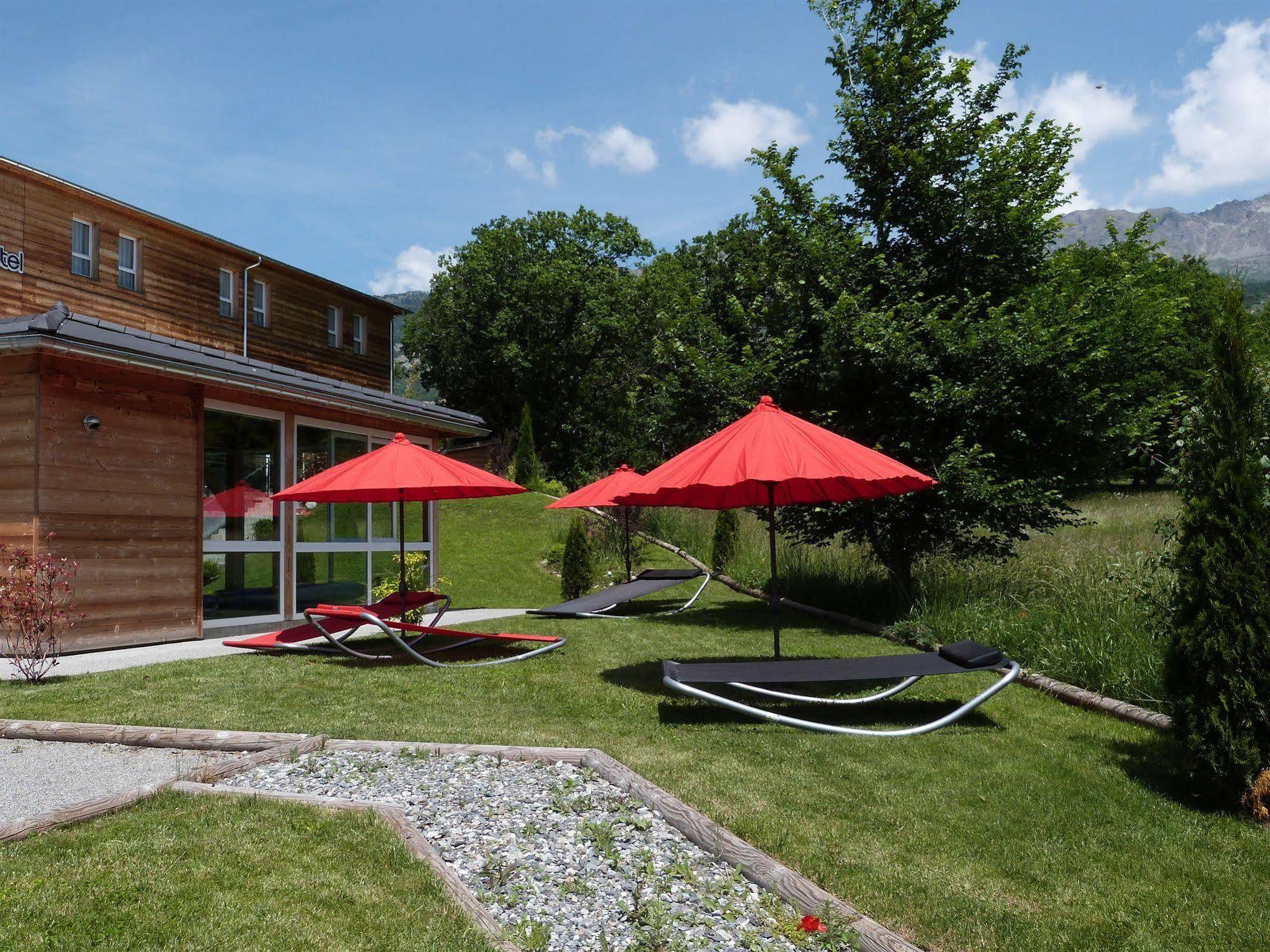 Ax Hotel Spa & Restaurant Chorges Exteriér fotografie